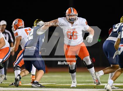 Thumbnail 3 in Bridgeland vs Klein Collins (UIL 6A D1 Football Bi-District) photogallery.