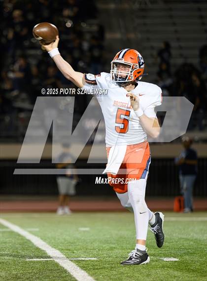 Thumbnail 3 in Bridgeland vs Klein Collins (UIL 6A D1 Football Bi-District) photogallery.