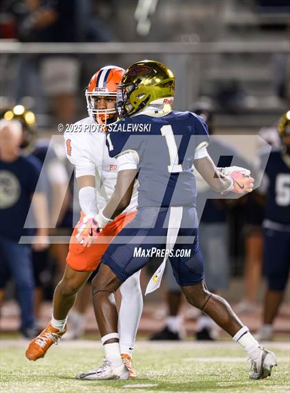 Thumbnail 2 in Bridgeland vs Klein Collins (UIL 6A D1 Football Bi-District) photogallery.