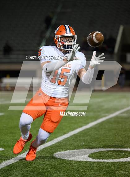 Thumbnail 1 in Bridgeland vs Klein Collins (UIL 6A D1 Football Bi-District) photogallery.