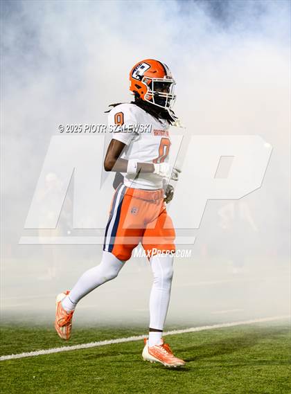 Thumbnail 3 in Bridgeland vs Klein Collins (UIL 6A D1 Football Bi-District) photogallery.