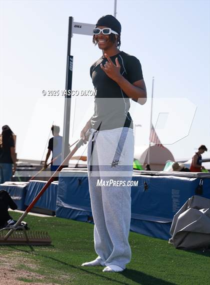 Thumbnail 3 in Estrella Foothills Invitational photogallery.