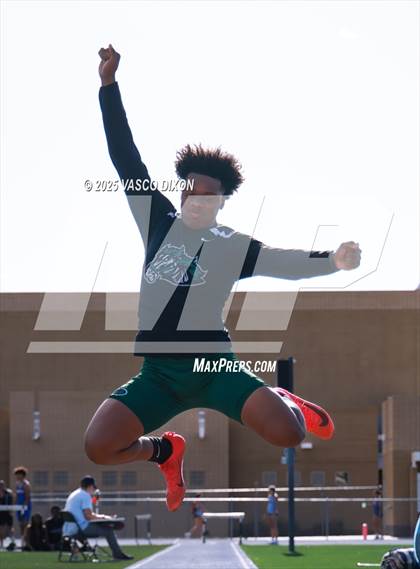 Thumbnail 2 in Estrella Foothills Invitational photogallery.