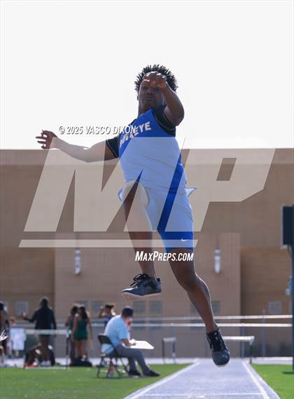 Thumbnail 1 in Estrella Foothills Invitational photogallery.