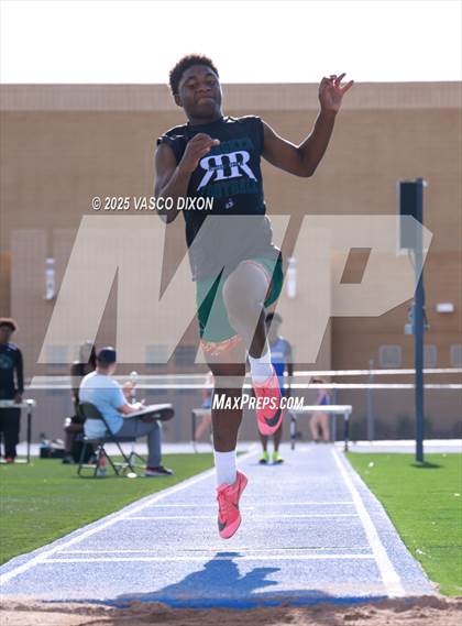 Thumbnail 3 in Estrella Foothills Invitational photogallery.
