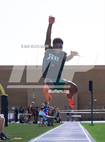 Thumbnail 1 in Estrella Foothills Invitational photogallery.