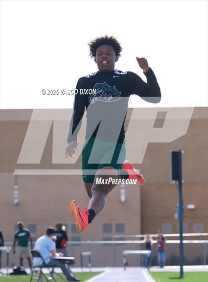 Thumbnail 2 in Estrella Foothills Invitational photogallery.
