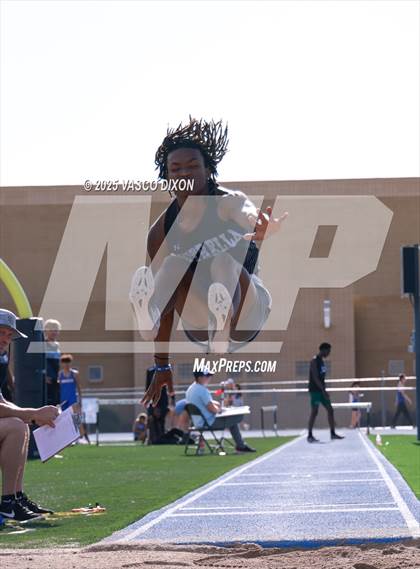Thumbnail 1 in Estrella Foothills Invitational photogallery.