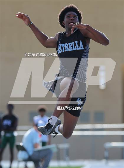 Thumbnail 2 in Estrella Foothills Invitational photogallery.