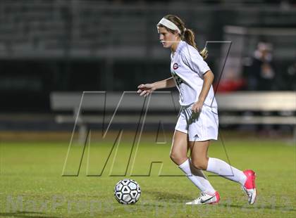Thumbnail 2 in Lee @ Creekside photogallery.