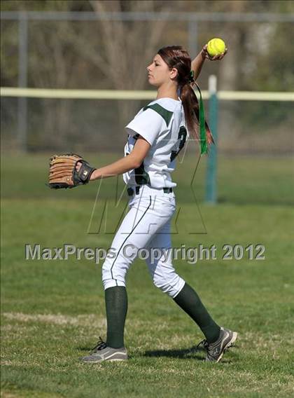 Thumbnail 2 in Center vs. Vanden (Victory Pre-Season T.O.C.) photogallery.