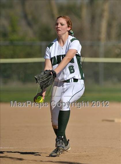 Thumbnail 1 in Center vs. Vanden (Victory Pre-Season T.O.C.) photogallery.