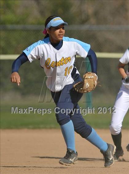 Thumbnail 1 in Center vs. Vanden (Victory Pre-Season T.O.C.) photogallery.