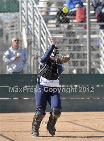 Thumbnail 2 in Center vs. Vanden (Victory Pre-Season T.O.C.) photogallery.