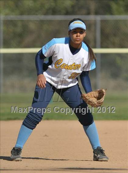 Thumbnail 3 in Center vs. Vanden (Victory Pre-Season T.O.C.) photogallery.