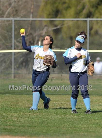 Thumbnail 2 in Center vs. Vanden (Victory Pre-Season T.O.C.) photogallery.