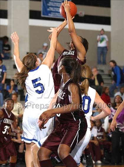 Thumbnail 2 in Lewisville @ Hebron photogallery.