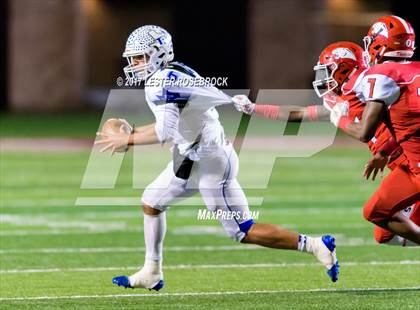 Thumbnail 1 in Falls City vs. Burton (UIL 2A Quarterfinals) photogallery.