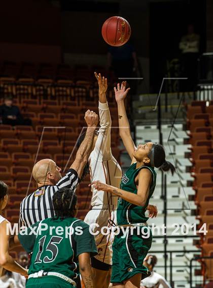 Thumbnail 1 in Weaver vs. Capital Prep (CIAC Class L Final) photogallery.