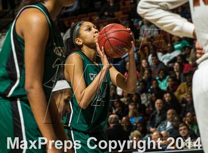 Thumbnail 2 in Weaver vs. Capital Prep (CIAC Class L Final) photogallery.