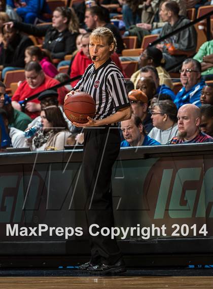 Thumbnail 1 in Weaver vs. Capital Prep (CIAC Class L Final) photogallery.
