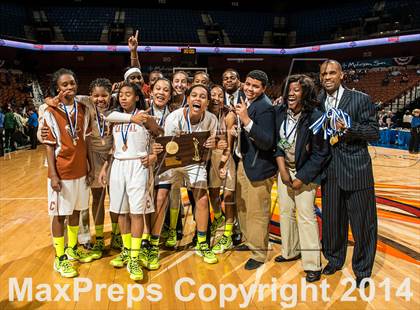 Thumbnail 3 in Weaver vs. Capital Prep (CIAC Class L Final) photogallery.