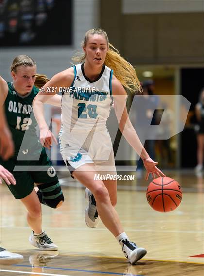 Thumbnail 2 in Farmington vs. Olympus (UHSAA 5A Semifinal) photogallery.