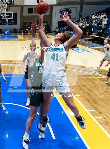Thumbnail 1 in Farmington vs. Olympus (UHSAA 5A Semifinal) photogallery.