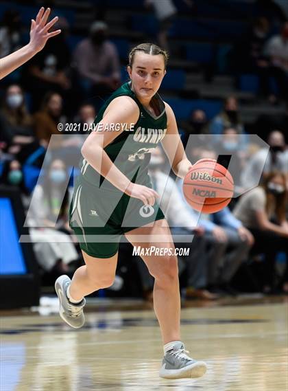 Thumbnail 3 in Farmington vs. Olympus (UHSAA 5A Semifinal) photogallery.