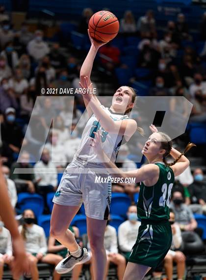 Thumbnail 1 in Farmington vs. Olympus (UHSAA 5A Semifinal) photogallery.