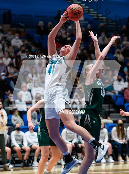 Thumbnail 3 in Farmington vs. Olympus (UHSAA 5A Semifinal) photogallery.