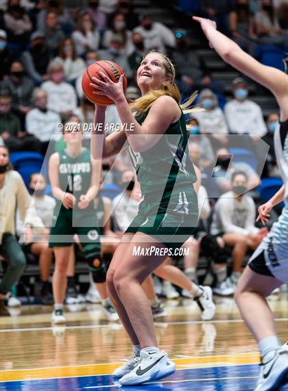 Thumbnail 3 in Farmington vs. Olympus (UHSAA 5A Semifinal) photogallery.