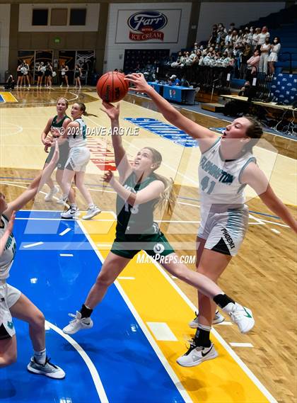 Thumbnail 2 in Farmington vs. Olympus (UHSAA 5A Semifinal) photogallery.