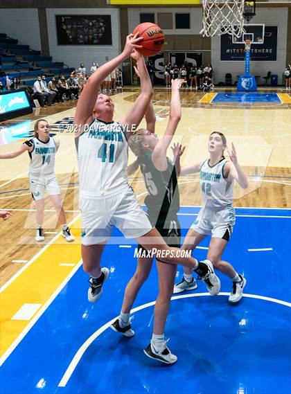 Thumbnail 1 in Farmington vs. Olympus (UHSAA 5A Semifinal) photogallery.
