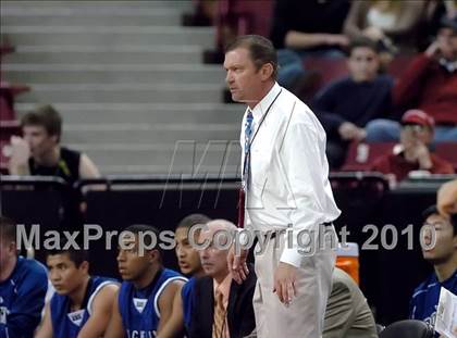 Thumbnail 2 in Rocklin vs. Woodcreek (CIF SJS D2 Playoffs) photogallery.