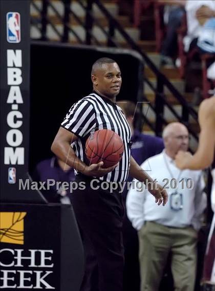Thumbnail 3 in Rocklin vs. Woodcreek (CIF SJS D2 Playoffs) photogallery.