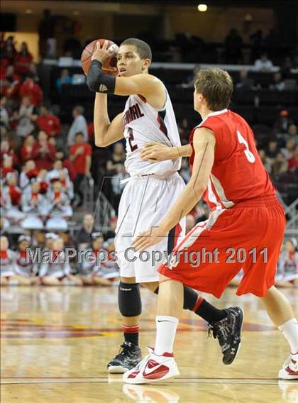 Thumbnail 3 in Mater Dei vs. Centennial (CIF SoCal D1 Regional Final) photogallery.