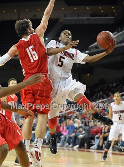 Thumbnail 2 in Mater Dei vs. Centennial (CIF SoCal D1 Regional Final) photogallery.