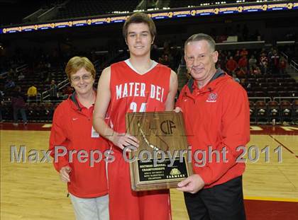 Thumbnail 1 in Mater Dei vs. Centennial (CIF SoCal D1 Regional Final) photogallery.