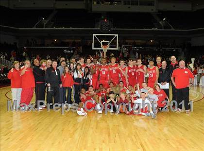 Thumbnail 2 in Mater Dei vs. Centennial (CIF SoCal D1 Regional Final) photogallery.
