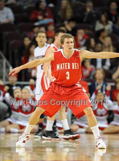 Thumbnail 3 in Mater Dei vs. Centennial (CIF SoCal D1 Regional Final) photogallery.