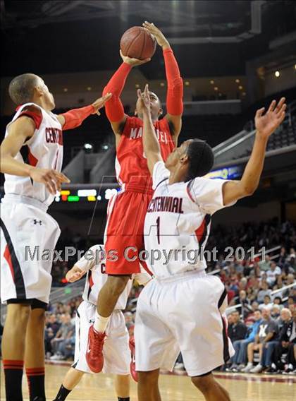 Thumbnail 2 in Mater Dei vs. Centennial (CIF SoCal D1 Regional Final) photogallery.