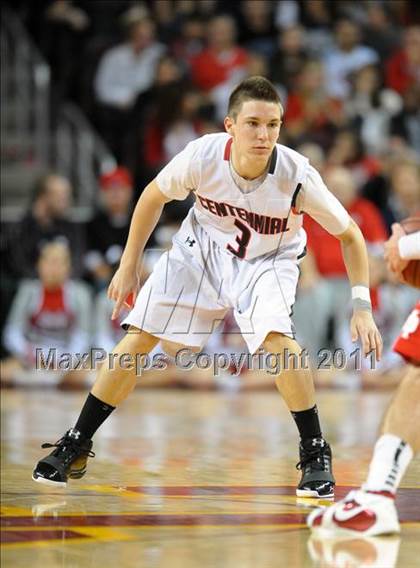 Thumbnail 1 in Mater Dei vs. Centennial (CIF SoCal D1 Regional Final) photogallery.
