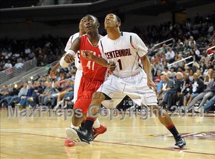 Thumbnail 3 in Mater Dei vs. Centennial (CIF SoCal D1 Regional Final) photogallery.