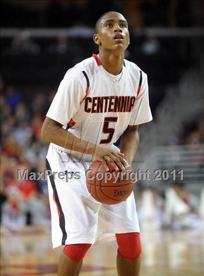 Thumbnail 3 in Mater Dei vs. Centennial (CIF SoCal D1 Regional Final) photogallery.