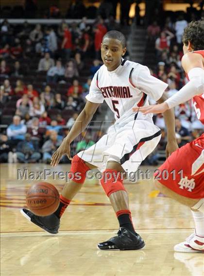 Thumbnail 1 in Mater Dei vs. Centennial (CIF SoCal D1 Regional Final) photogallery.