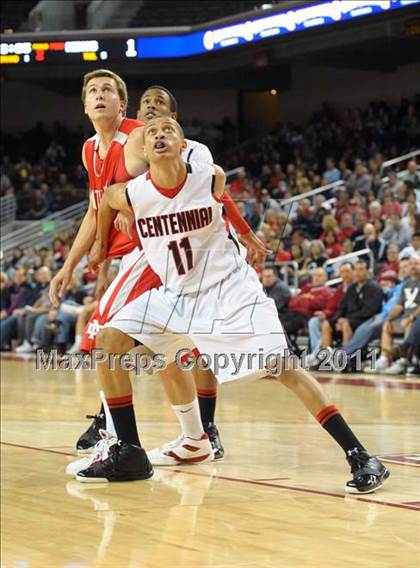 Thumbnail 1 in Mater Dei vs. Centennial (CIF SoCal D1 Regional Final) photogallery.