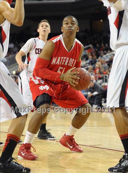 Thumbnail 1 in Mater Dei vs. Centennial (CIF SoCal D1 Regional Final) photogallery.
