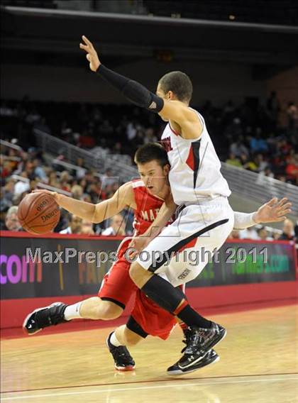 Thumbnail 3 in Mater Dei vs. Centennial (CIF SoCal D1 Regional Final) photogallery.
