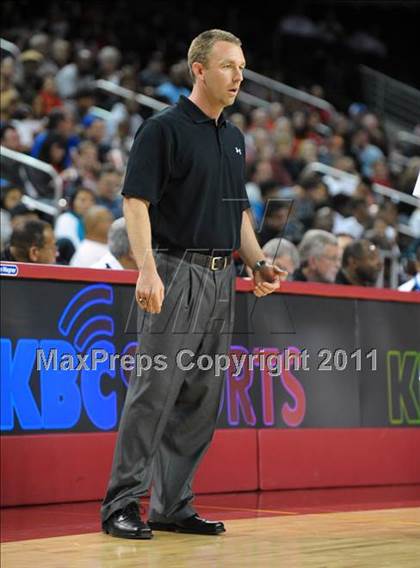 Thumbnail 1 in Mater Dei vs. Centennial (CIF SoCal D1 Regional Final) photogallery.